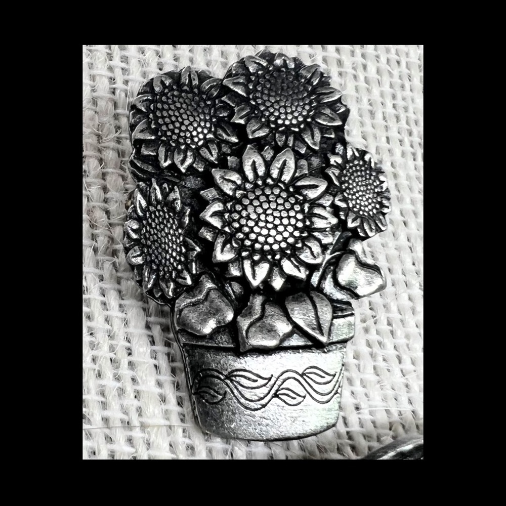 Limited Edition Birds & Blooms Pewter Brooch/Pins - Picture 3 of 6